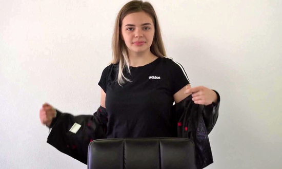 Русская милашка пришла на кастинг, чтобы стать моделью, а ушла оттуда вся в сперме!